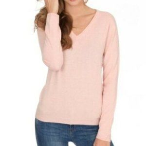 **SOLD** SAKS FIFTH AVENUE Cashmere V-Neck in Pink